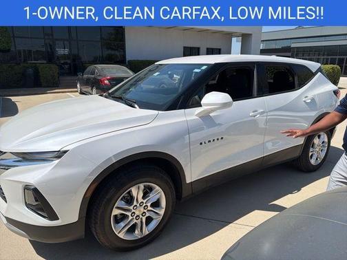 Iridescent Pearl Tricoat 2022 Chevrolet Blazer 2LT