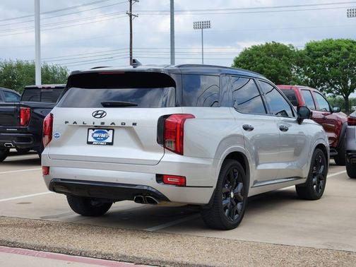Silver 2022 Hyundai PALISADE Limited