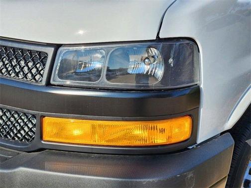 2024 Chevrolet Express 2500 Work Van