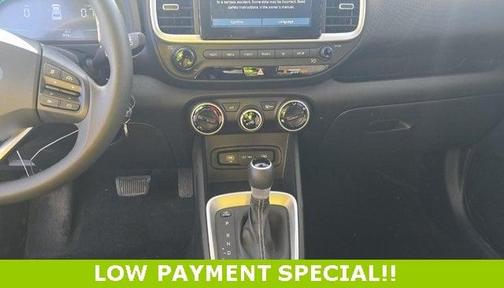 2025 Hyundai VENUE SE