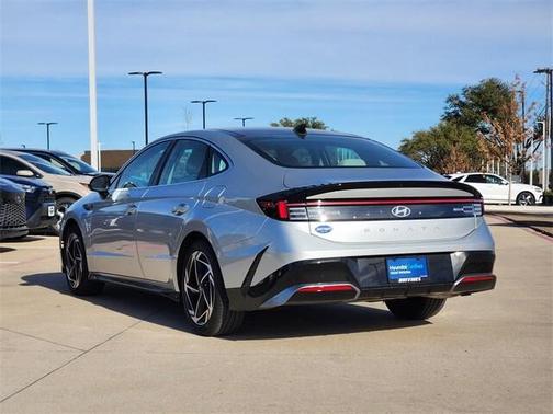 2025 Hyundai SONATA SEL Convenience