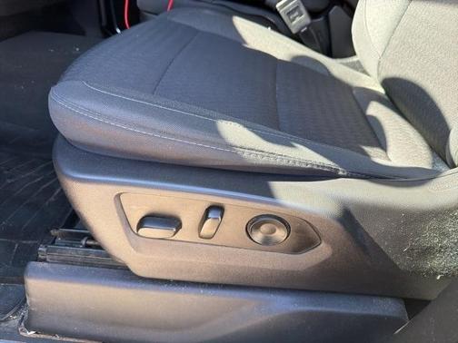 2024 GMC Sierra 2500 SLE