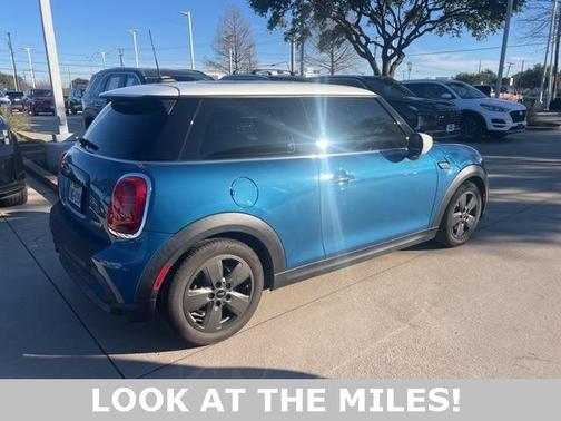 2022 MINI Hardtop Cooper