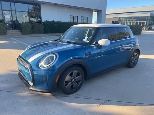 2022 MINI Hardtop Cooper