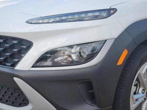 Lunar White 2023 Hyundai KONA SEL
