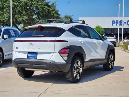 2024 Hyundai KONA SEL