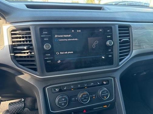 2020 Volkswagen Atlas Cross Sport 2.0T SE w/Technology