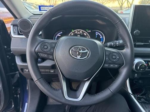2024 Toyota RAV4 Hybrid XLE Premium