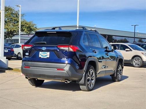 2024 Toyota RAV4 Hybrid XLE Premium