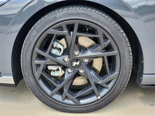 2024 Hyundai ELANTRA N Line