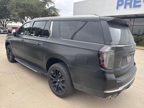 2025 Chevrolet Suburban Premier