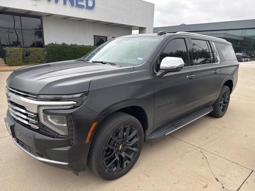 2025 Chevrolet Suburban Premier