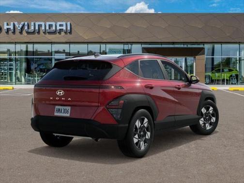 2025 Hyundai KONA SEL