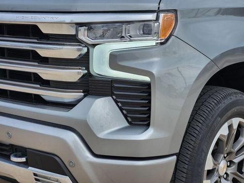 Sterling Gray Metallic 2025 Chevrolet Silverado 1500 High Country