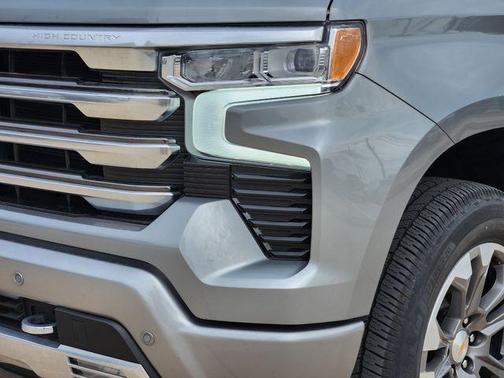 Sterling Gray Metallic 2025 Chevrolet Silverado 1500 High Country