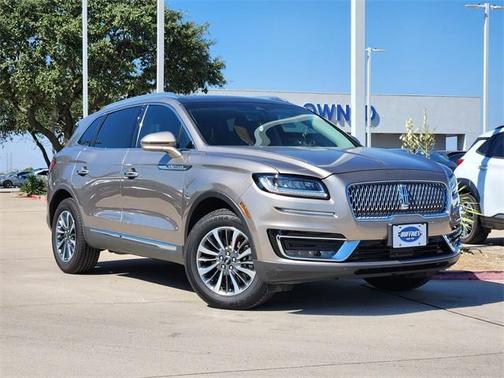 2020 Lincoln Nautilus Reserve