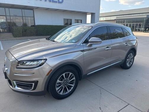 2020 Lincoln Nautilus Reserve