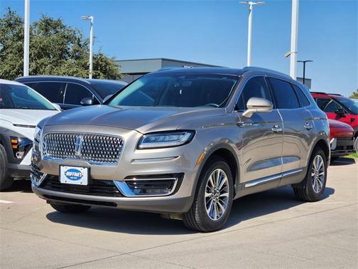 2020 Lincoln Nautilus Reserve