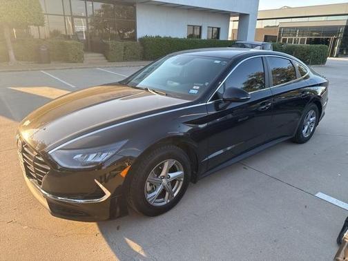 2023 Hyundai SONATA SE