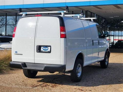 2024 Chevrolet Express 2500 Work Van