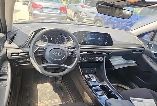 2022 Hyundai SONATA SEL