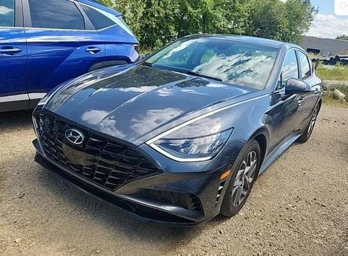 2022 Hyundai SONATA SEL