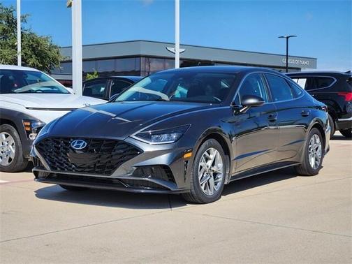 2022 Hyundai SONATA SEL