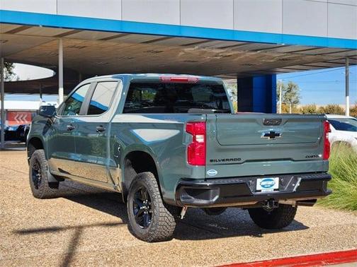 2026 Chevrolet Silverado 1500 Custom Trail Boss