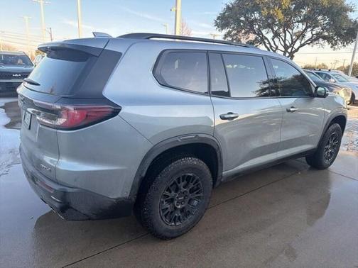 2024 GMC Acadia AT4