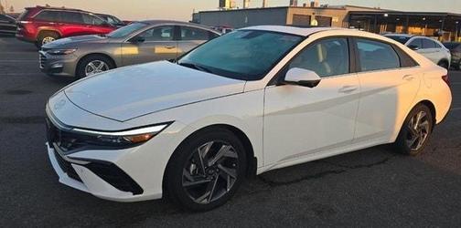 2024 Hyundai ELANTRA Limited