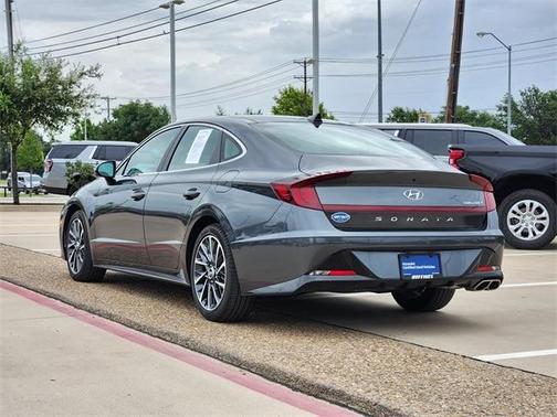 2022 Hyundai SONATA Limited
