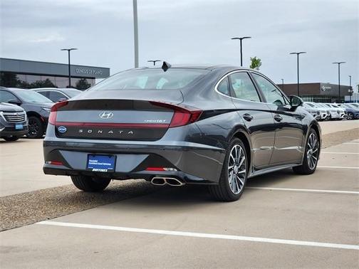 2022 Hyundai SONATA Limited