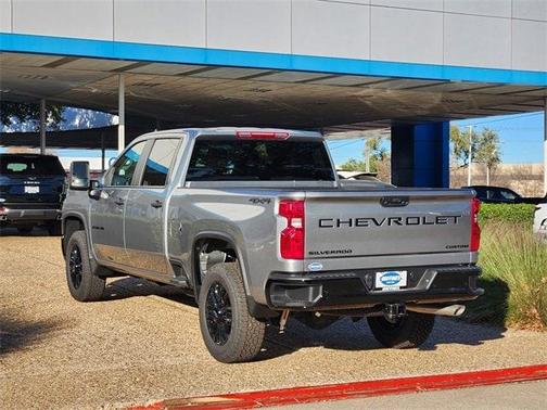 2026 Chevrolet Silverado 2500 Custom