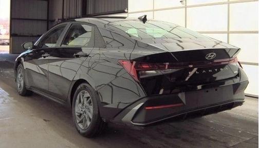 2025 Hyundai ELANTRA HEV Blue