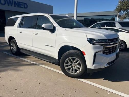 2024 Chevrolet Suburban LT