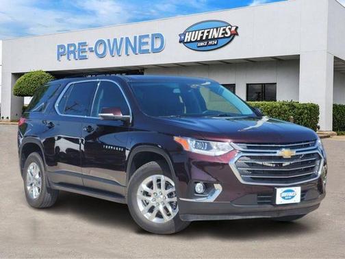 Black Cherry Metallic 2021 Chevrolet Traverse LT Leather