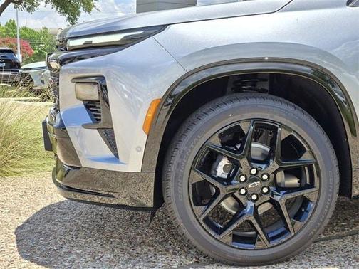 2025 Chevrolet Traverse RS