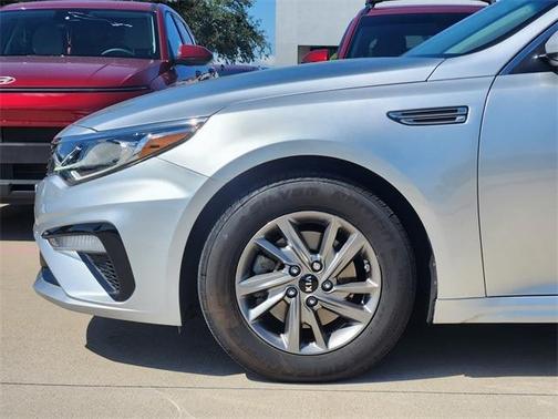 2019 Kia Optima LX