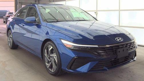 2025 Hyundai ELANTRA Limited