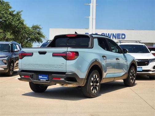 2025 Hyundai SANTA CRUZ SEL Activity