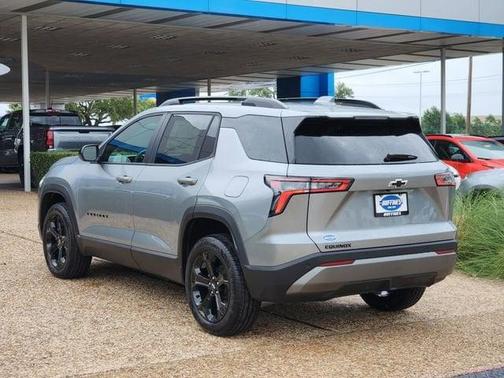 Sterling Gray Metallic 2026 Chevrolet Equinox LT