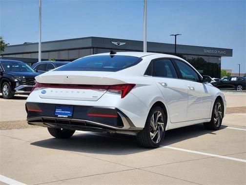 2025 Hyundai ELANTRA HEV Limited