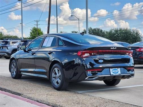 2022 Kia K5 LXS