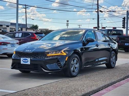 2022 Kia K5 LXS