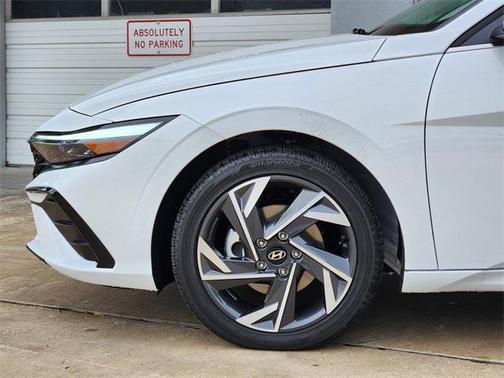 2025 Hyundai ELANTRA HEV Limited