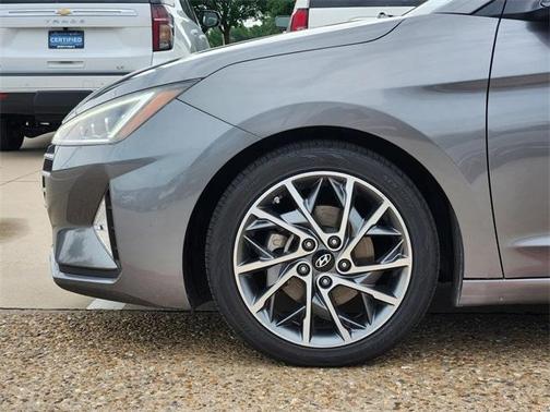 2020 Hyundai ELANTRA Limited