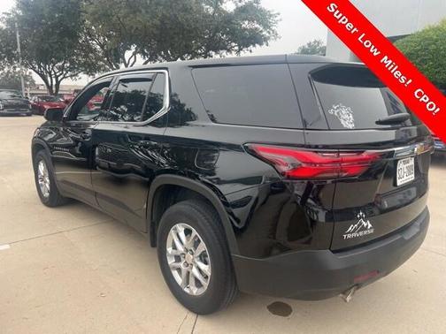 2023 Chevrolet Traverse LS