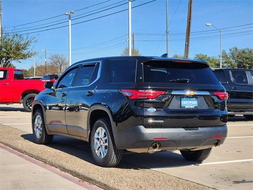 2023 Chevrolet Traverse LS