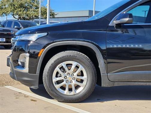 2023 Chevrolet Traverse LS