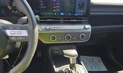 2024 Hyundai KONA SE